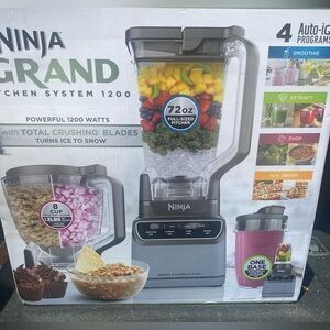 Ninja Grand Kitchen System 1200 in Black and Silver